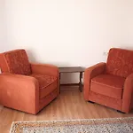 엠레스 스톤 하우스