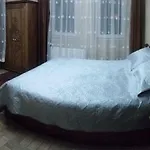 엠레스 스톤 하우스 호텔 2*