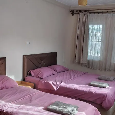 Emre's Stone House 2* غوريمِيه