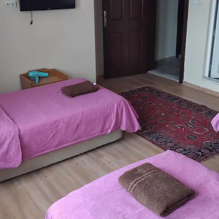 Emre's Stone House 2* غوريمِيه