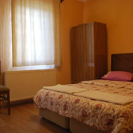 فندق Emre's Stone House