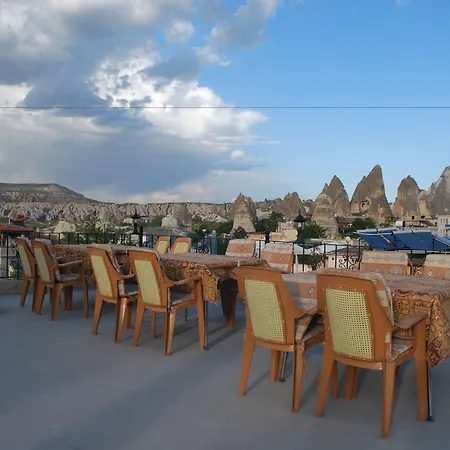 Emre's Stone House 2* غوريمِيه