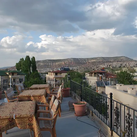 فندق Emre's Stone House 2*