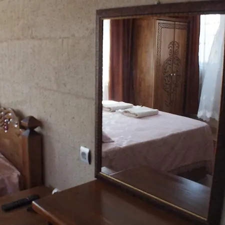 فندق Emre's Stone House